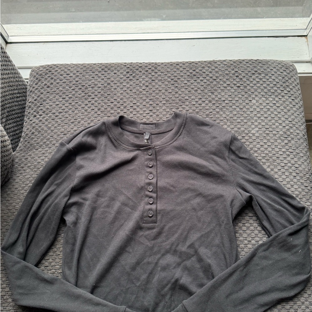 SKIMS Long Sleeve Henley Shirt